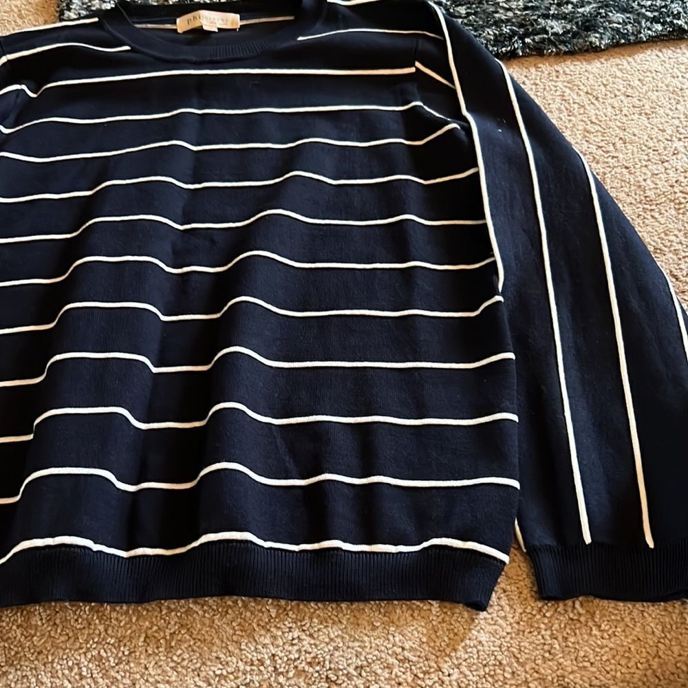 Philosophy medium sweater - Picture 3 of 8